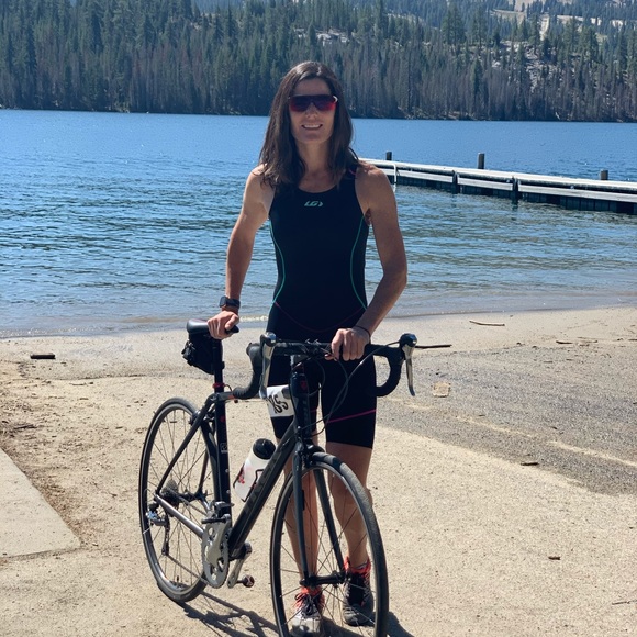 Meet your Posher, Elle - Picture 1 of 1